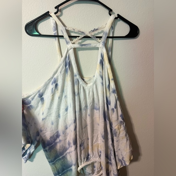 Hippie Laundry Cream and Blue Tie-Dye Top - Picture 3 of 6